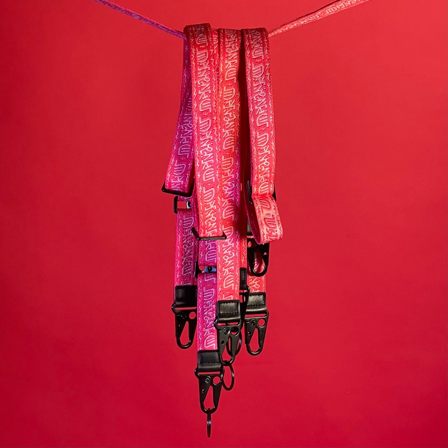 Lanyard DESIGN KILLS ⚡️ Red/Pink